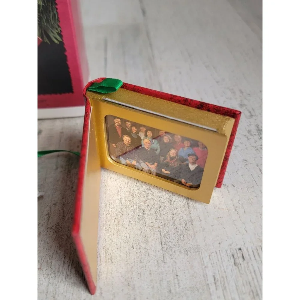 Hallmark NEW happy holidays photo‎ holder Mouse ornament Xmas